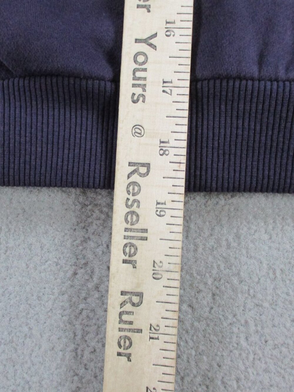 COMFRT Kids Signature Hoodie Size XS Blackberry Purple Fleece Lounge Sweatshirt - Picture 6 of 9